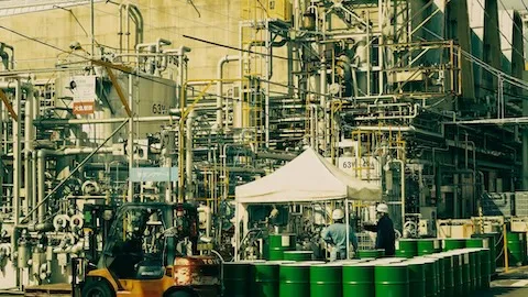 Thermal oil heater for chemical reactor